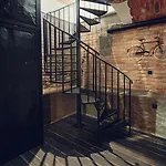Habitat 公寓 *