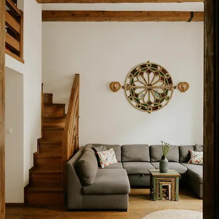 Habitat * Cracovia
