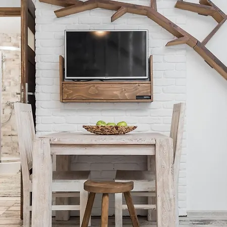 Habitat Apartment