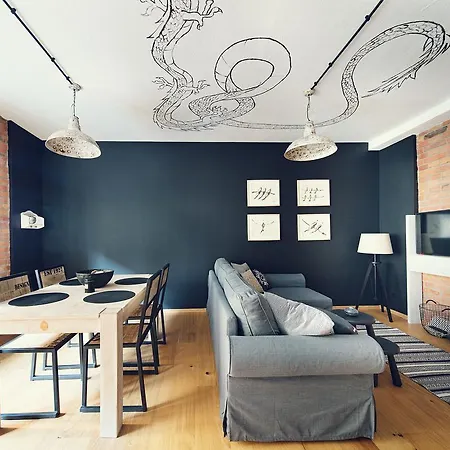 Habitat Apartment *